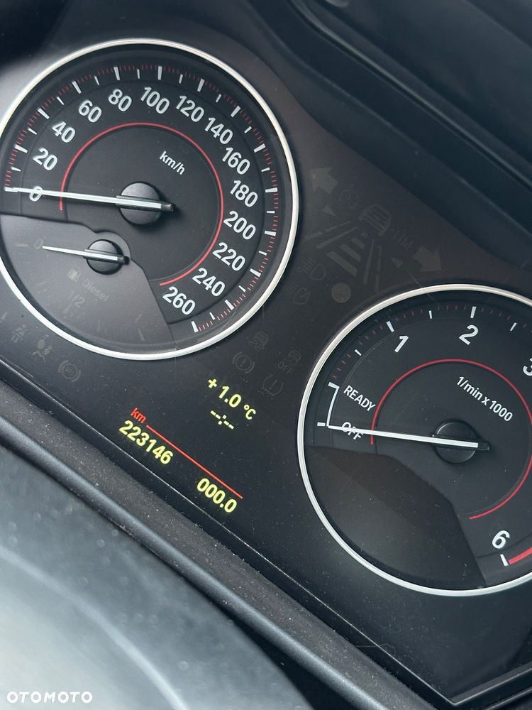 BMW Seria 1 125d Sport-Aut - 30