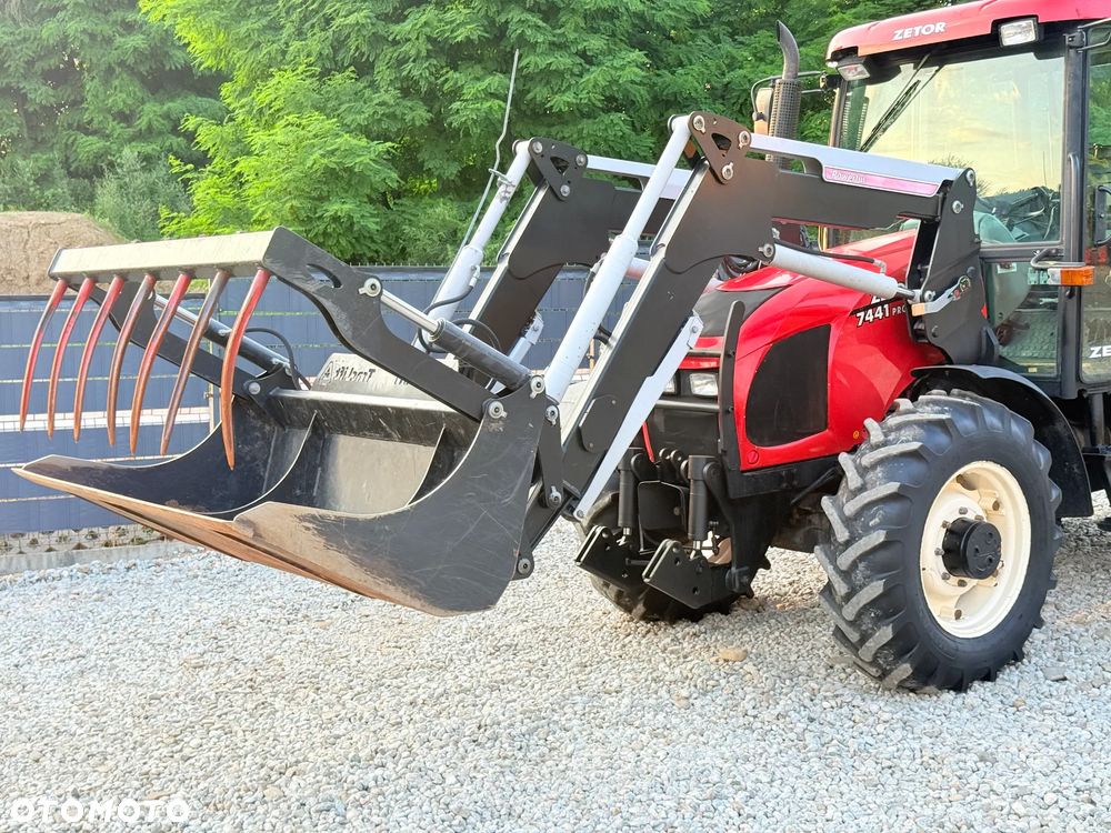 Zetor * Traktor Zetor 7441 Proxima * TUR Ładowacz Łyżka * TUZ * Wałek Wom * - 22