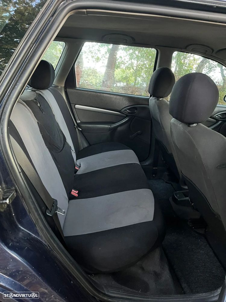 Ford Focus SW 1.8 TDdiAmbiente - 11