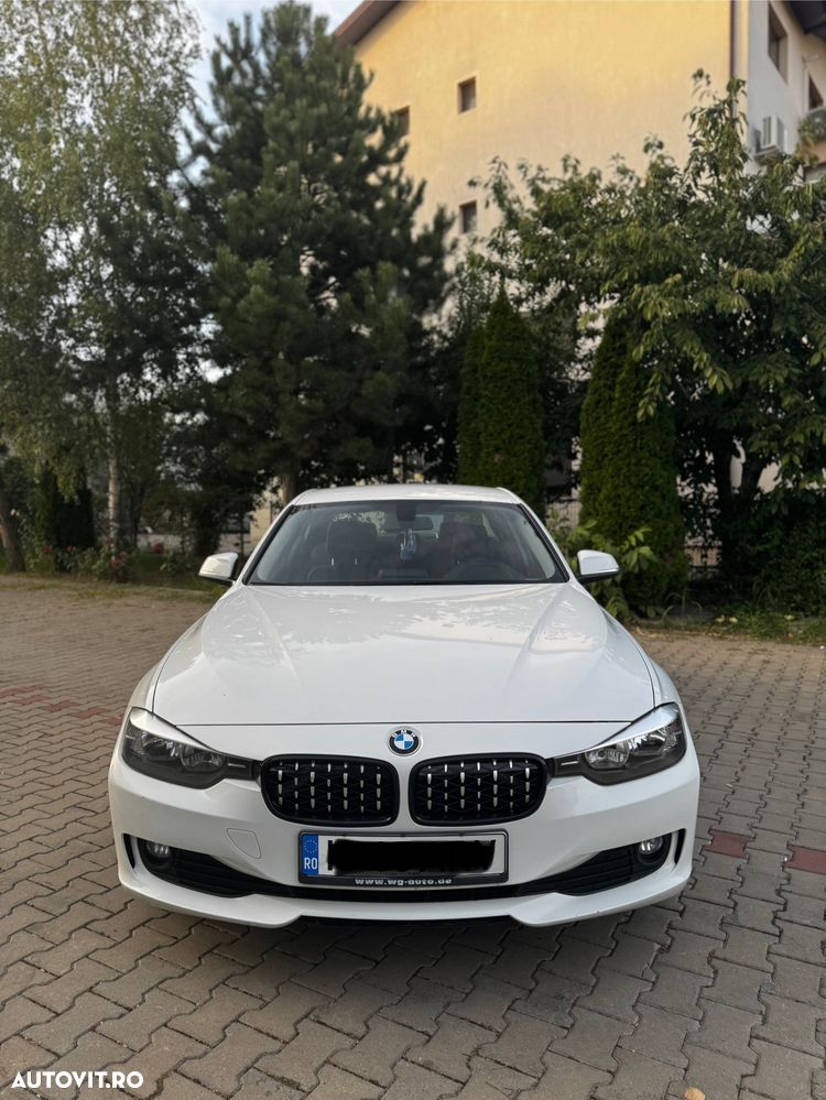 BMW Seria 3 320d EfficientDynamics Edition - 4