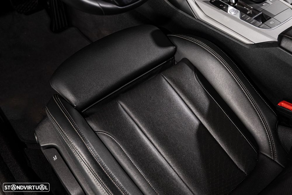 BMW 320 e Line Sport Auto - 23