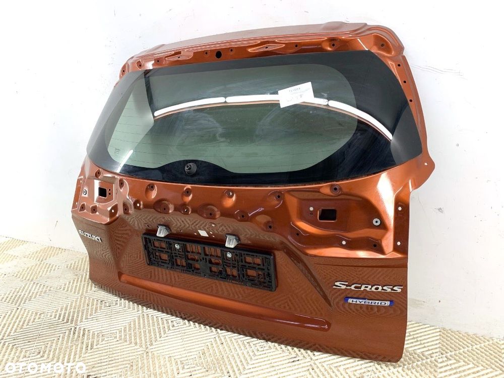 KLAPA TYŁ  SUZUKI S-CROSS 2022 - 2022 1.4 Hybrid AllGrip 95 kW [129 KM] Hybryda silnik benzynowy / - 3