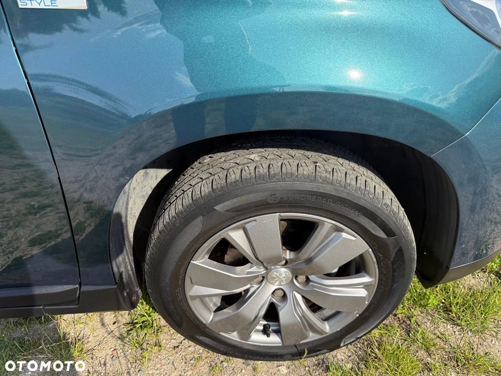 Peugeot 2008 1.2 Pure Tech Style - 8