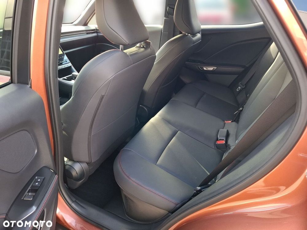 Lexus LBX 1.5 Hybrid Emotion - 20