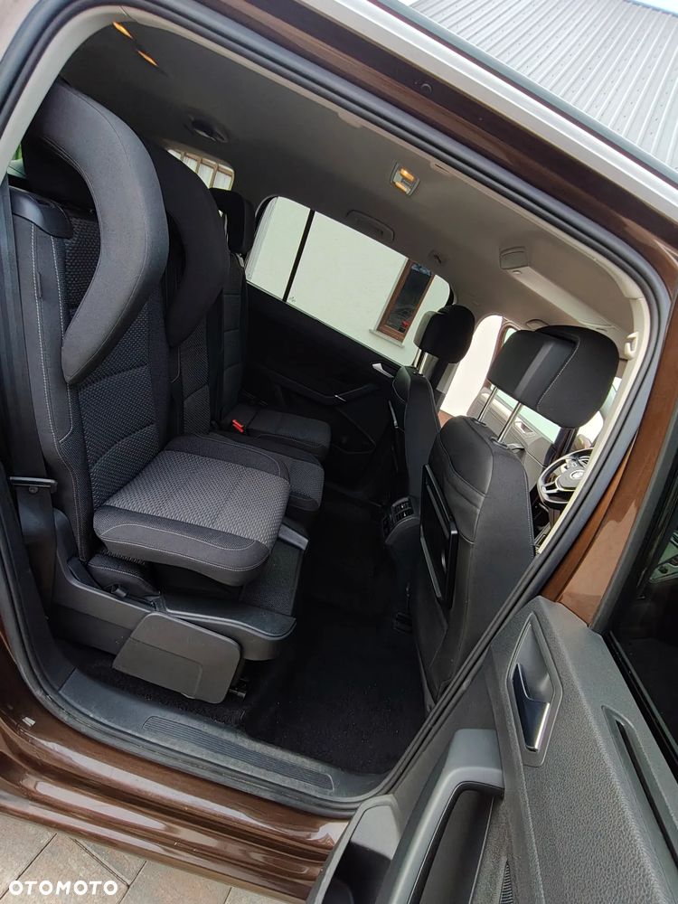 Volkswagen Touran - 6