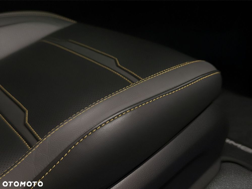 Mercedes-Benz AMG GT - 22