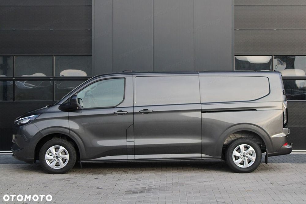 Ford Transit Custom 320 L2H1 Limited 2.0 150KM - 3