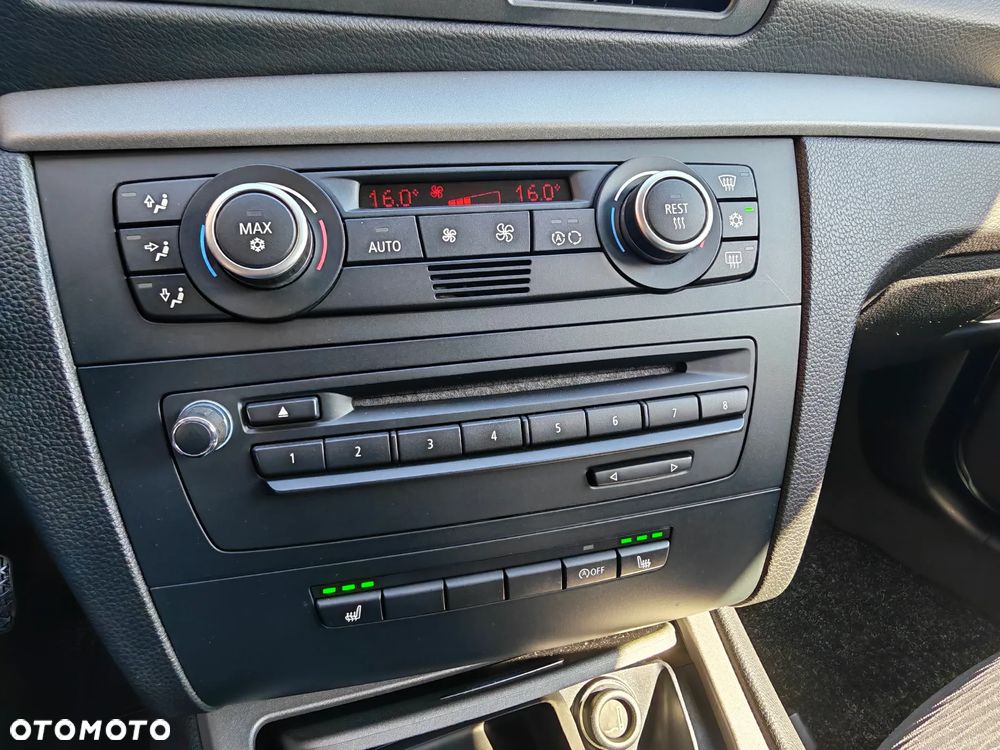 BMW Seria 1 - 27