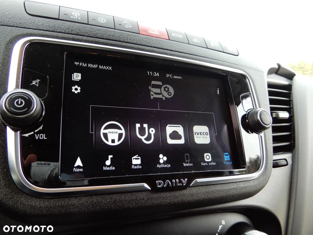 Iveco DAILY 50C18 Hi-Matic Firana Obustronna + Dach Suwany Skrzynia 6310 mm 12 Euro Palet Rozstaw Osi 4750 mm WZMACNIANY Full Opcja Wyposażenia GWARANCJA FABRYCZNA Stan Jak Nowy Gotowy Dostępny POLECAM - 40