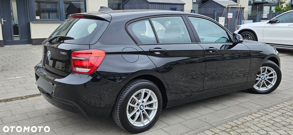 BMW Seria 1 116i - 3