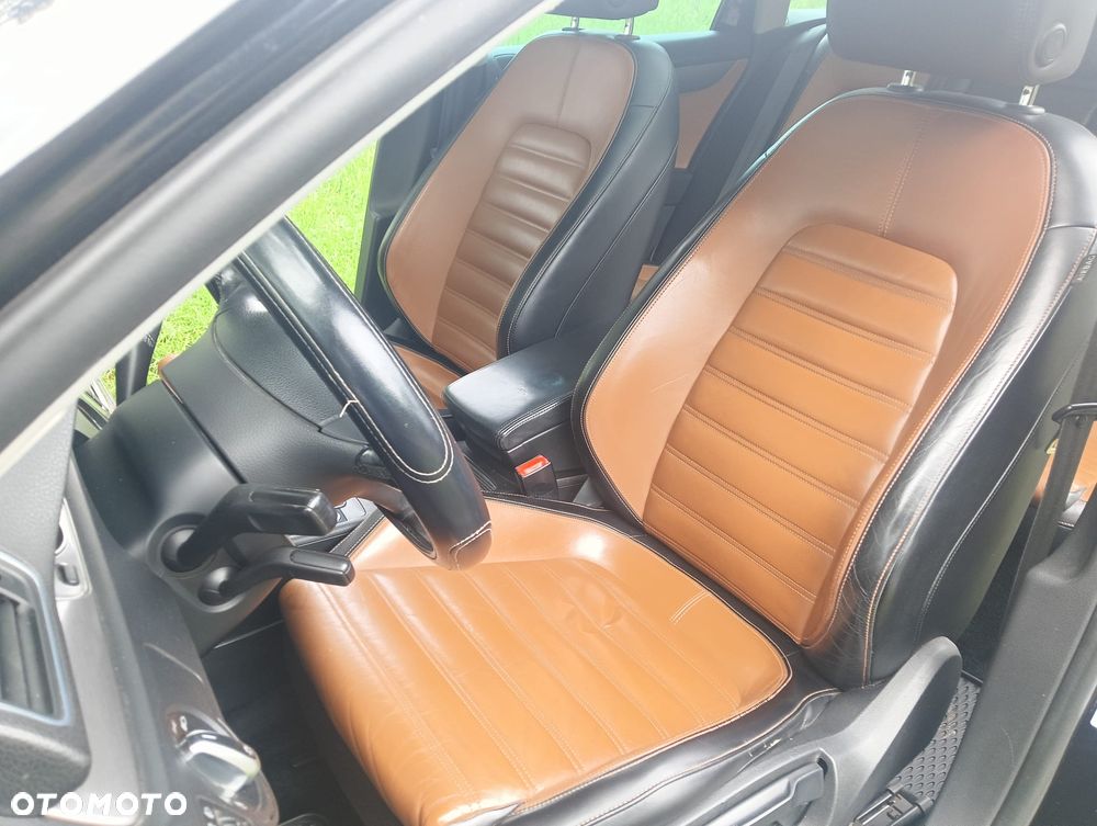 Volkswagen Passat - 4
