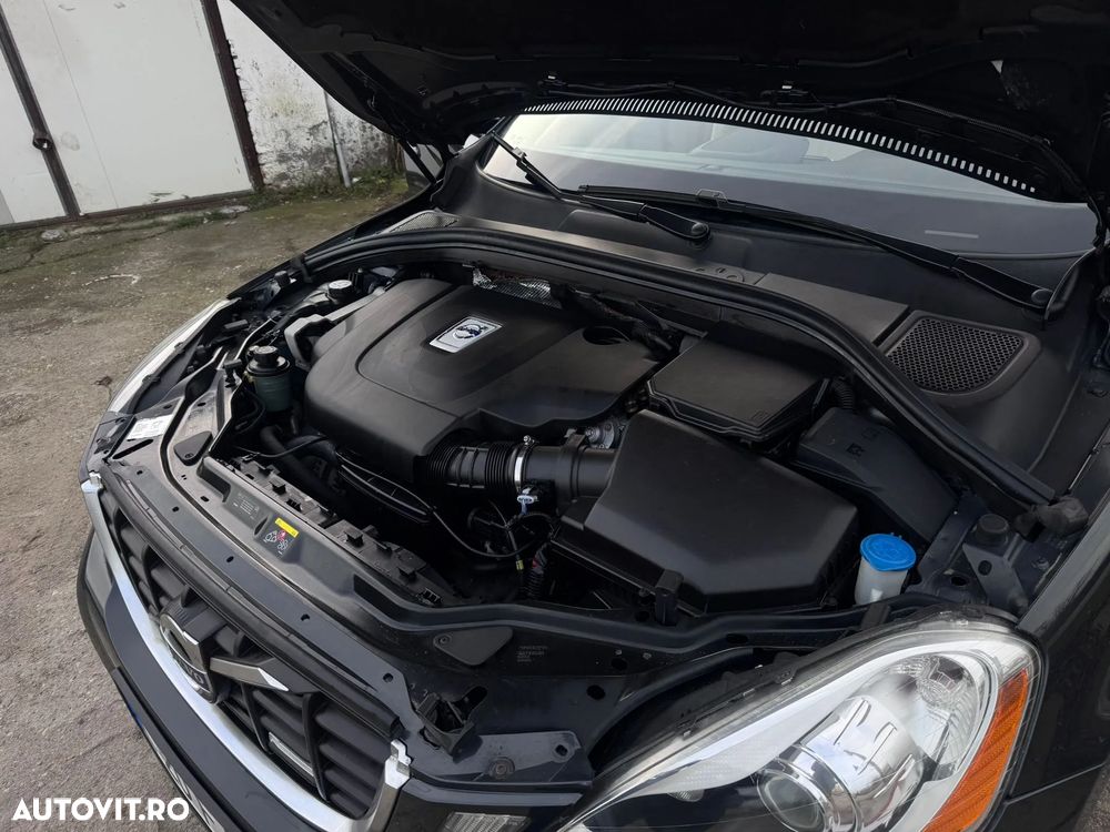 Volvo XC 60 D5 AWD A6 Basic - 13