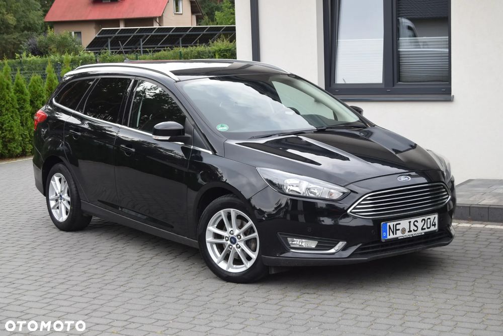 Ford Focus 1.0 EcoBoost Titanium Business - 1