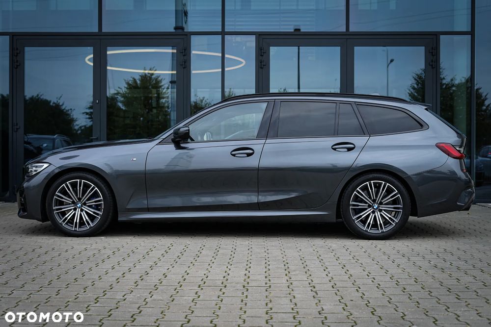 BMW Seria 3 330i M Sport sport - 11
