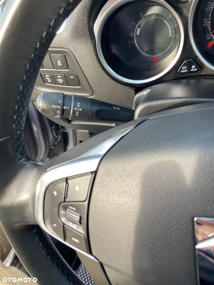 DS Automobiles DS 4 Crossback - 19