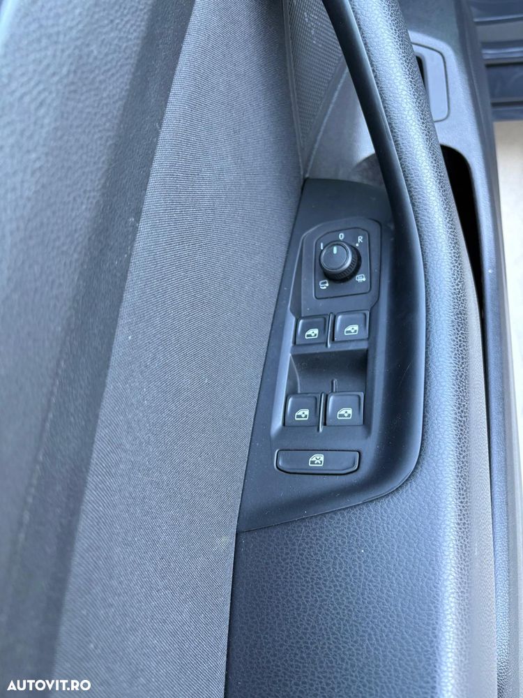 Volkswagen Passat - 18