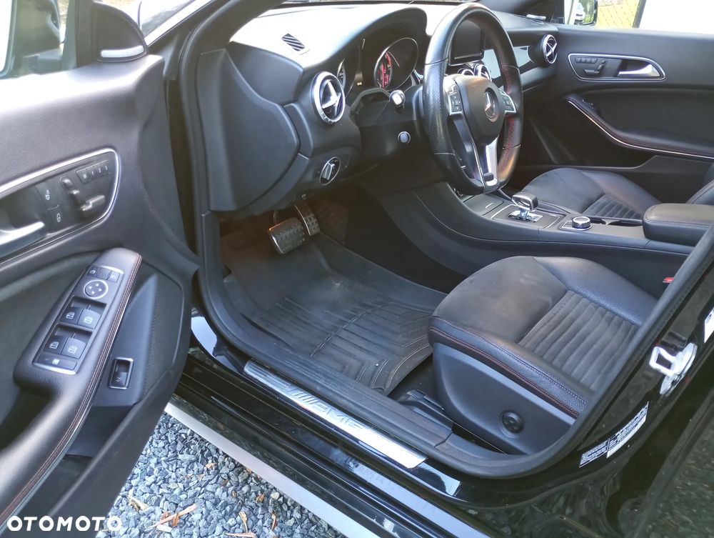 Mercedes-Benz CLA - 10
