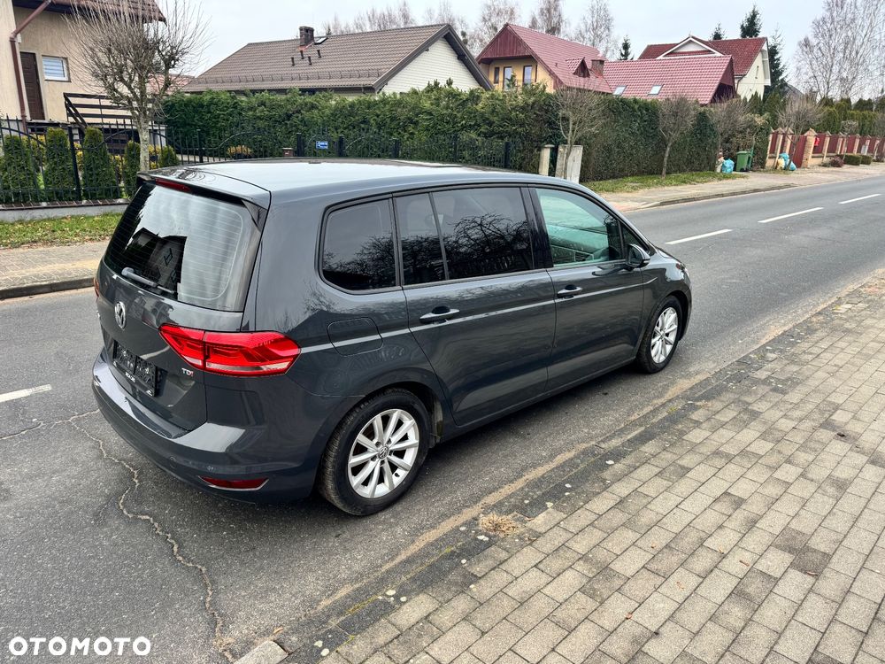 Volkswagen Touran 1.6 TDI SCR BlueMotion Technology Trendline - 6