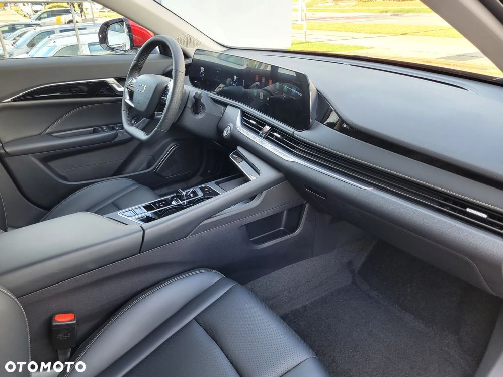 Bestune B70 2.0T Elegance - 29
