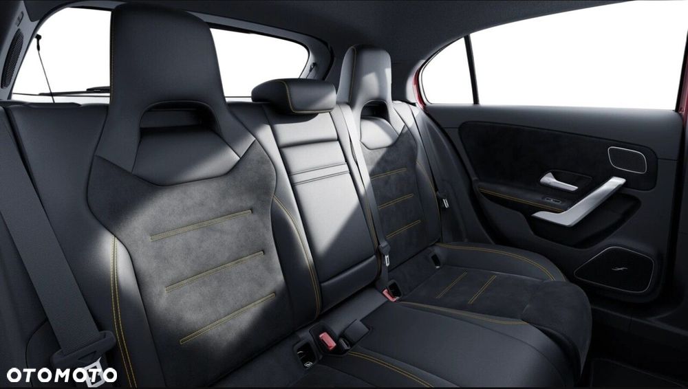 Mercedes-Benz Klasa A 45 S AMG 4-Matic 8G-DCT - 4