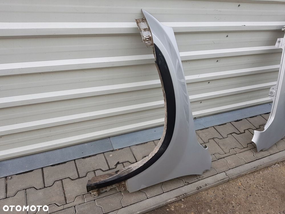 SUZUKI GRAND VITARA II 05r- BŁOTNIK LEWY PRZÓD Z2S - 3