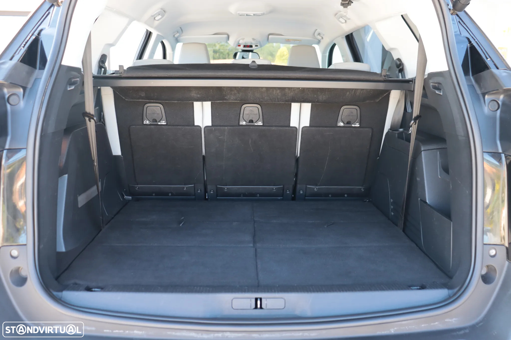 Peugeot 5008 1.2 PureTech Allure EAT8 - 35