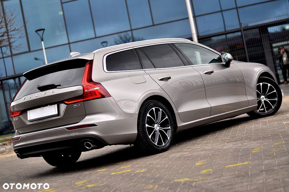 Volvo V60 D4 Geartronic Momentum - 2
