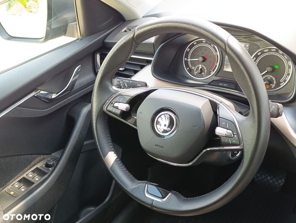 Skoda Scala 1.0 TSI DSG Style - 27