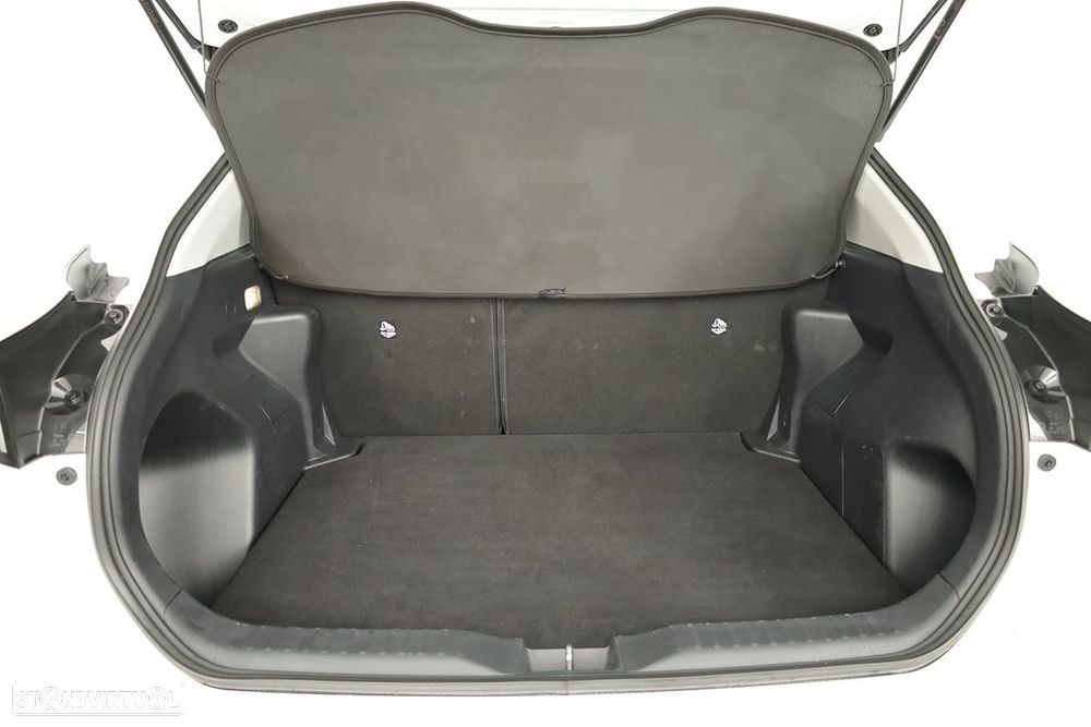 Toyota Yaris Cross 1.5 HDF Comfort - 22