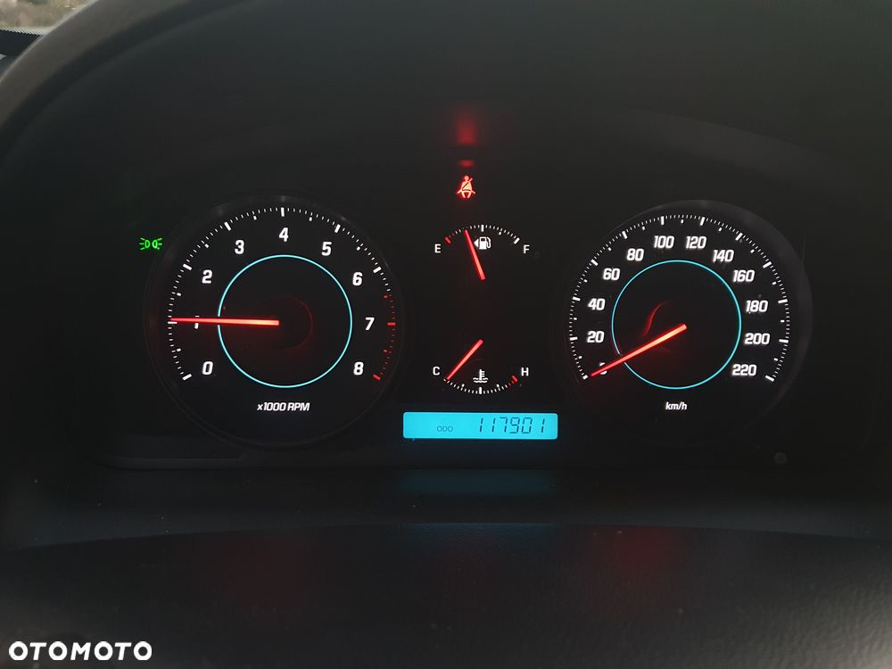 Chevrolet Captiva 2.4 2WD 5 Sitzer LS - 12