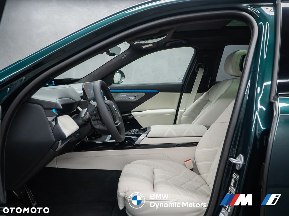 BMW Seria 7 740 xDrive - 14