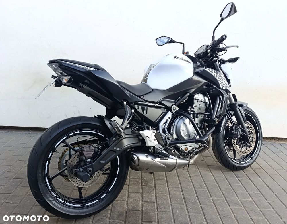 Kawasaki Z 650 - 6