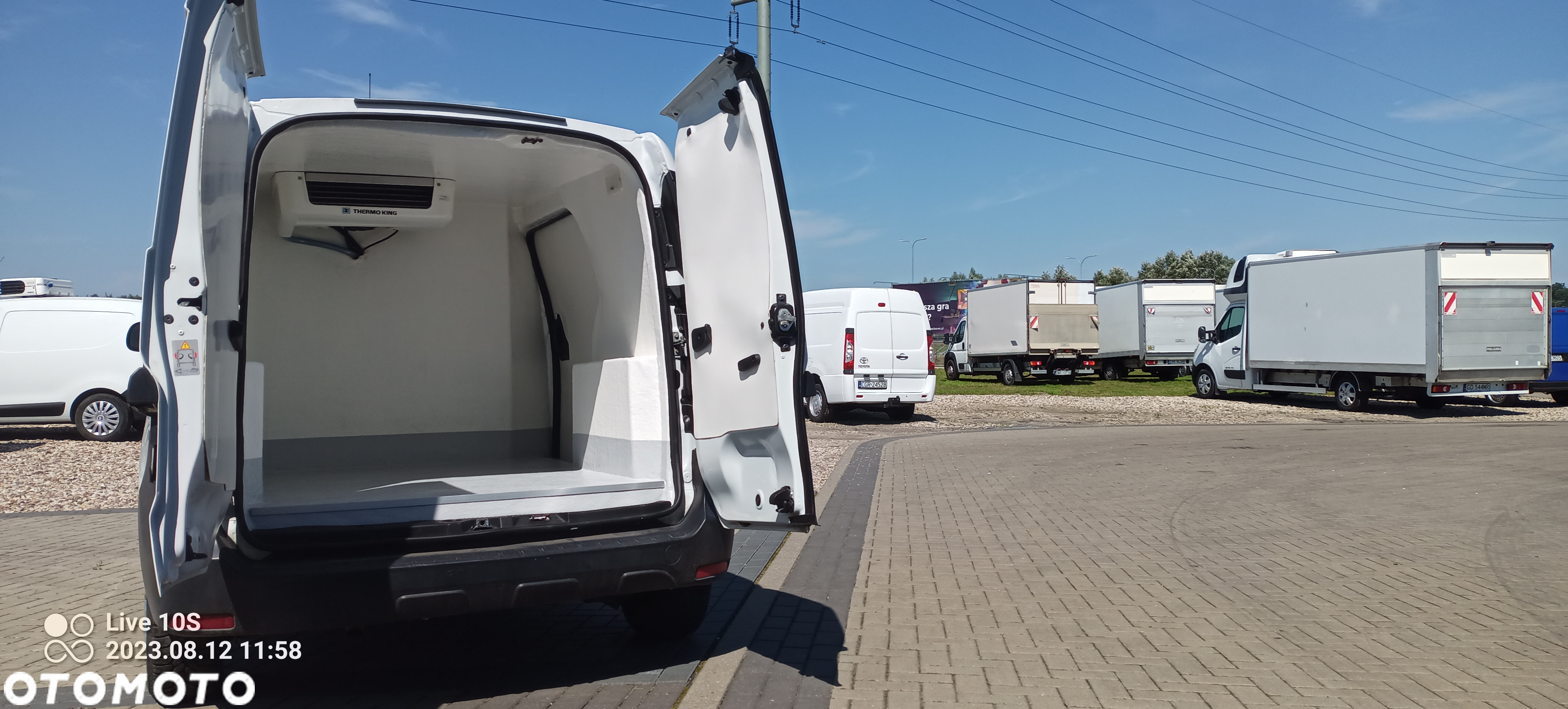 Dacia Dokker Maxi L2 Izoterma Mroźnia Chłodnia thermo King catering Salon PL - 11