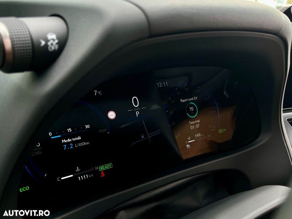 Lexus UX 300h F SPORT Design - 15