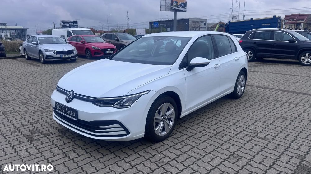 Volkswagen Golf - 2
