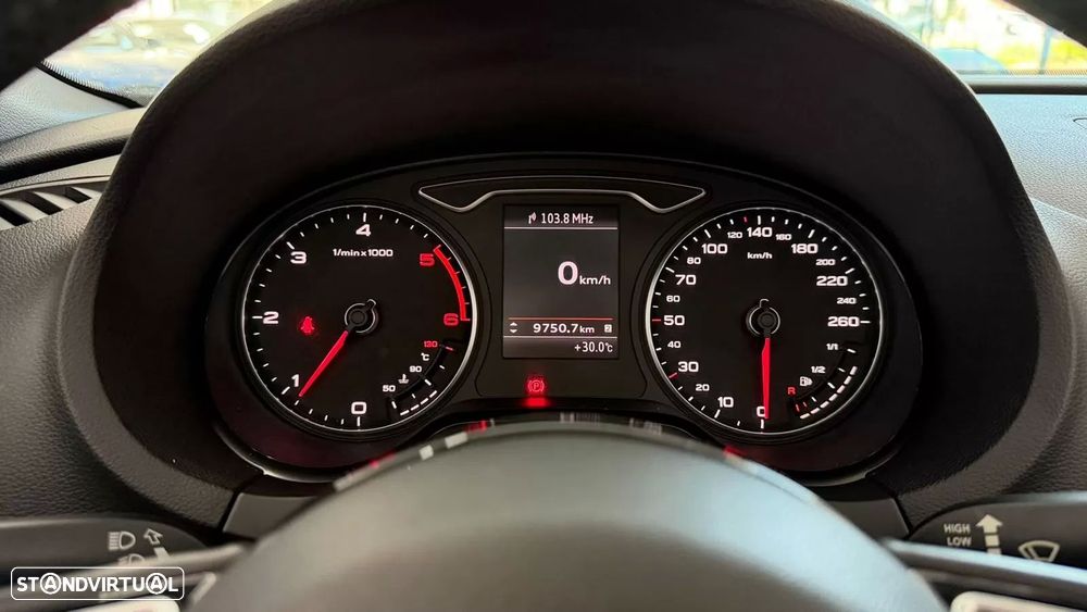 Audi A3 Cabrio 2.0 TDi Sport - 19