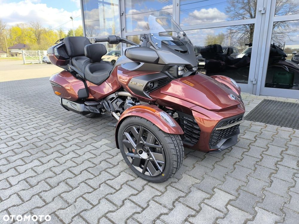 Can-Am Spyder - 4