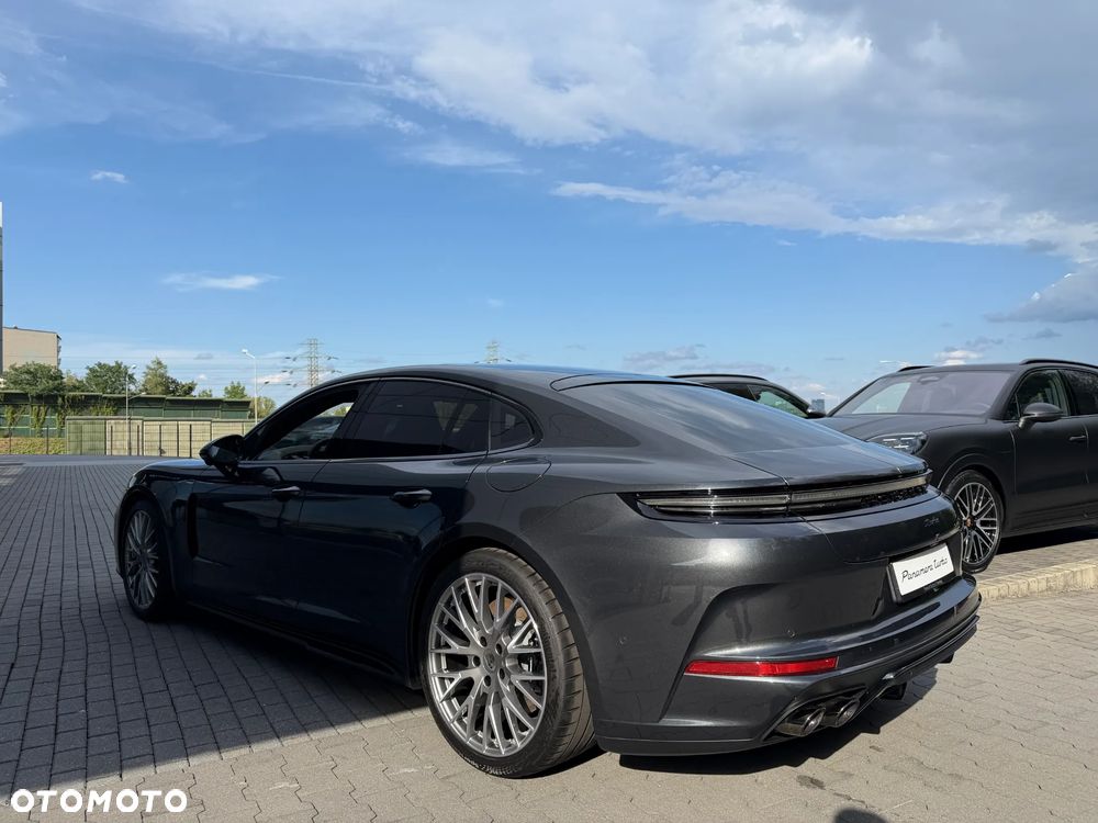 Porsche Panamera Turbo E-Hybrid - 8