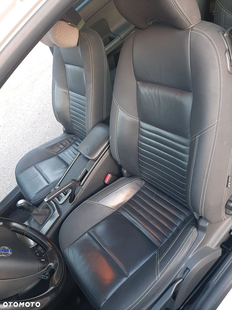 Volvo C30 D2 R-Design - 10