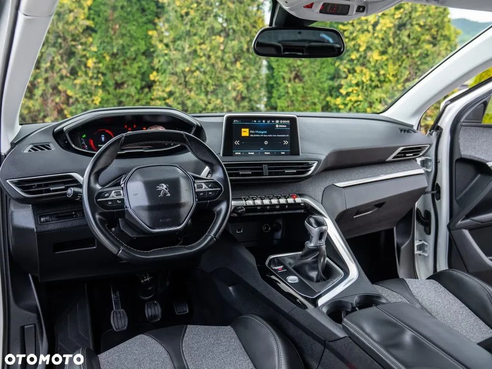 Peugeot 3008 PureTech 130 Stop & Start GPF Allure - 7
