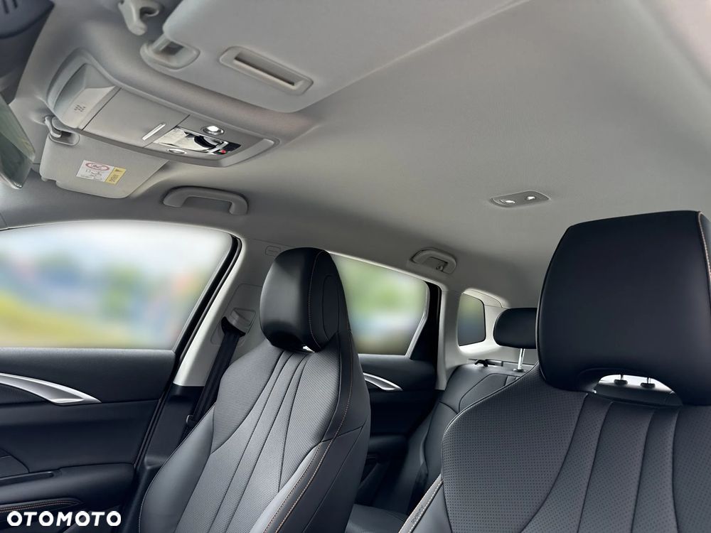 BYD Sealion 5 - 11