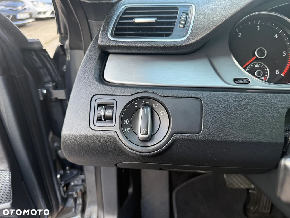 Volkswagen CC 2.0 TDI DPF BMT DSG - 13