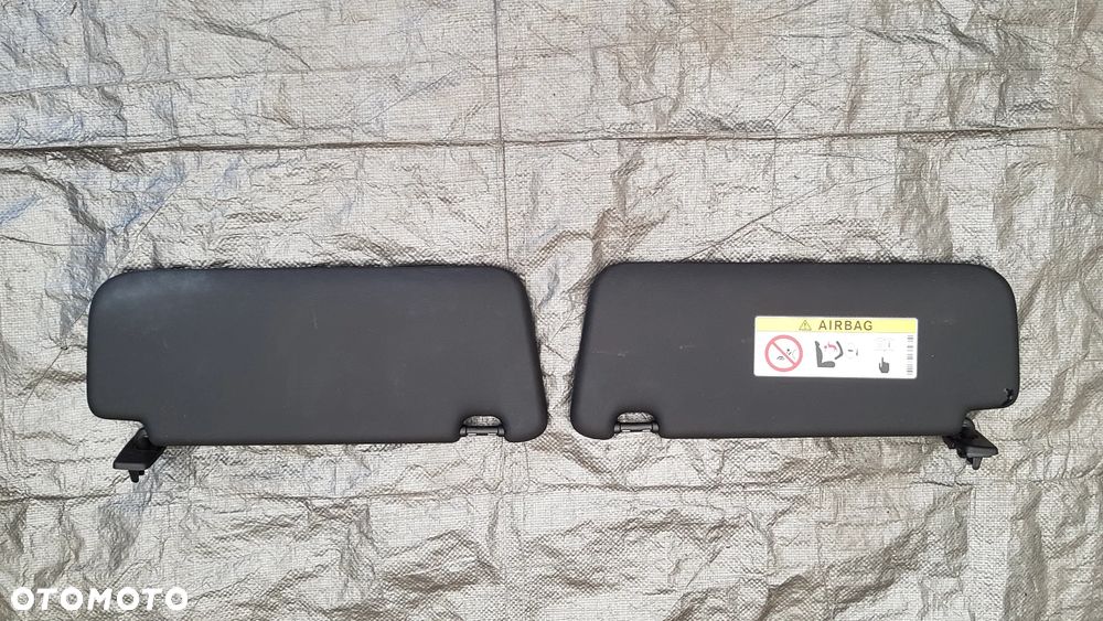 MERCEDES W205 C KLASA SŁONECZNIKI OSŁONY PRZECIWSŁONECZNE A2058108304 - 2