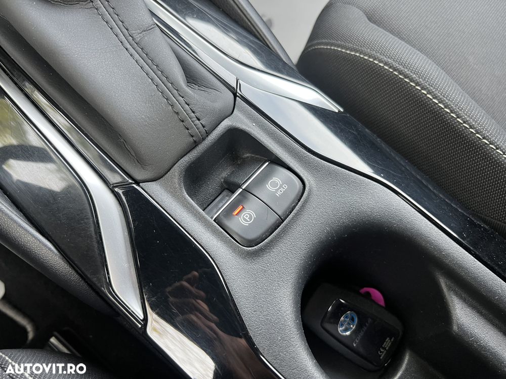 Toyota Corolla 1.8 HSD Dynamic - 16