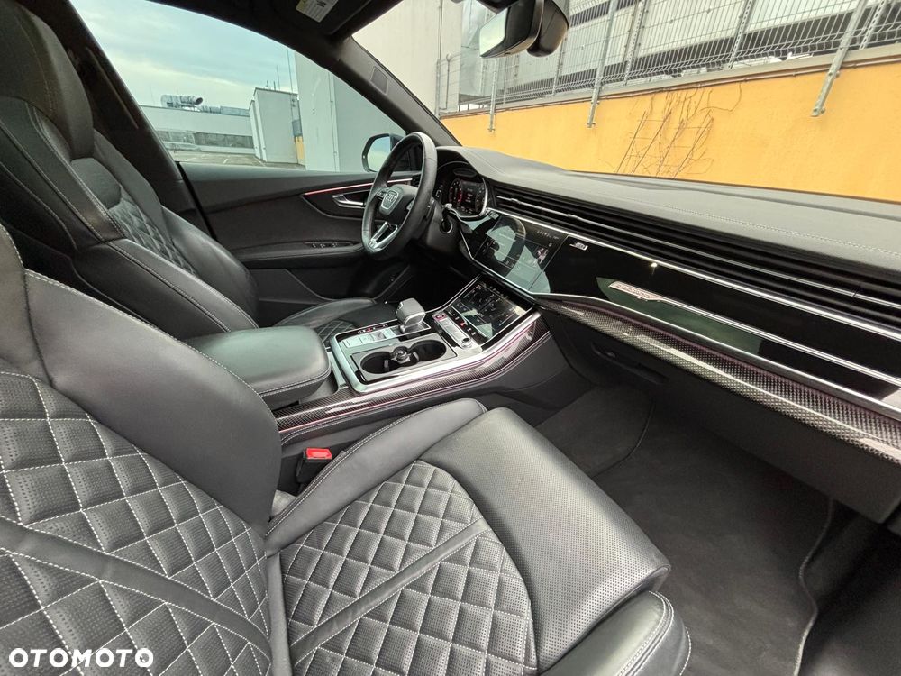 Audi SQ8 - 18