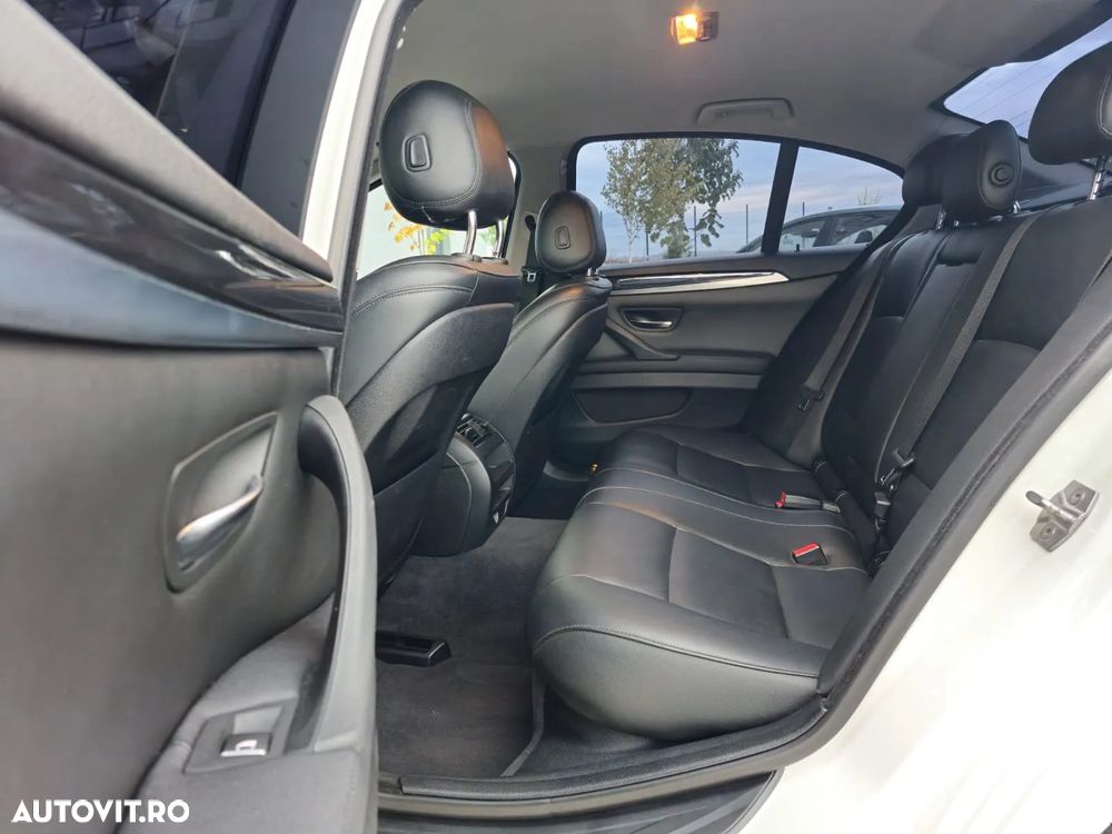 BMW Seria 5 520d xDrive AT - 8