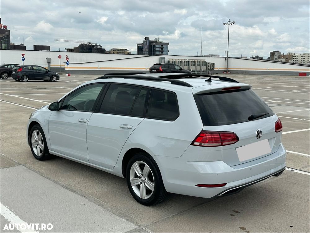 Volkswagen Golf 1.6 TDI DSG Highline - 17