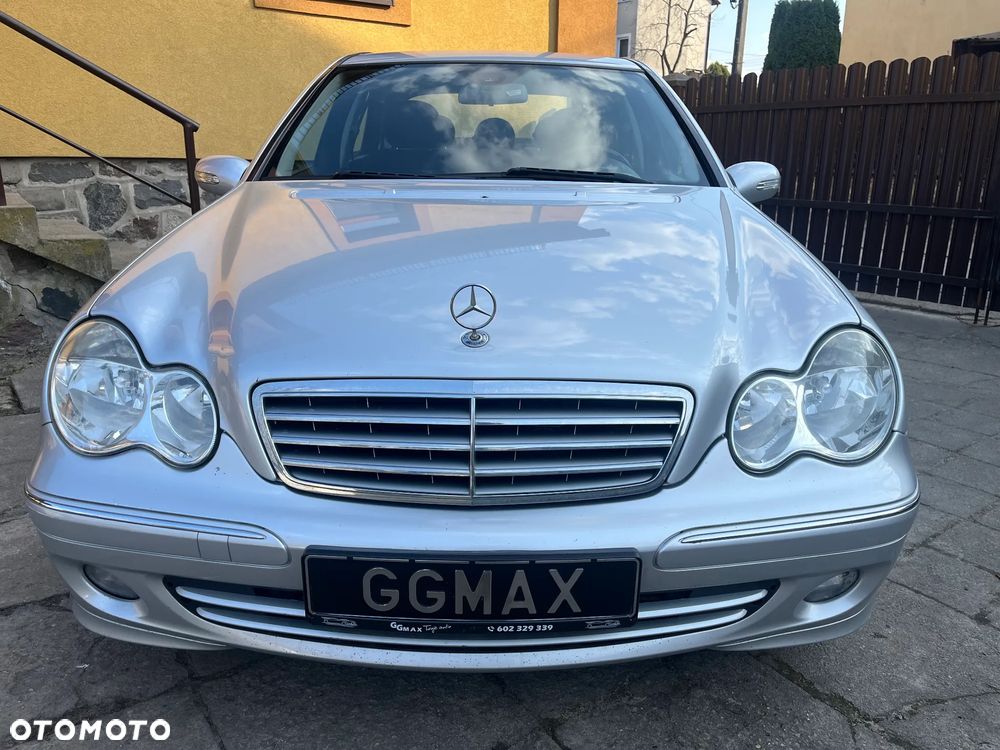 Mercedes-Benz Klasa C 180 Kompressor Automatik Elegance - 24