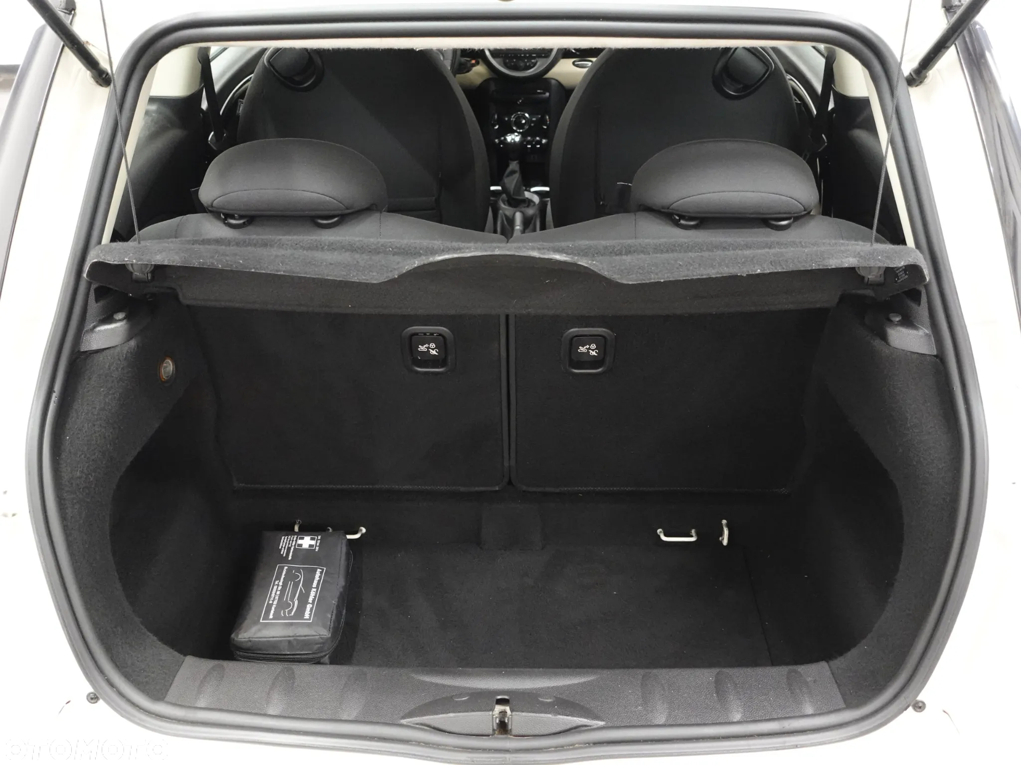 MINI ONE Standard - 24