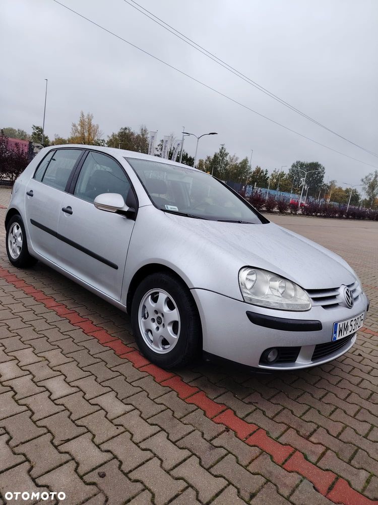 Volkswagen Golf - 11